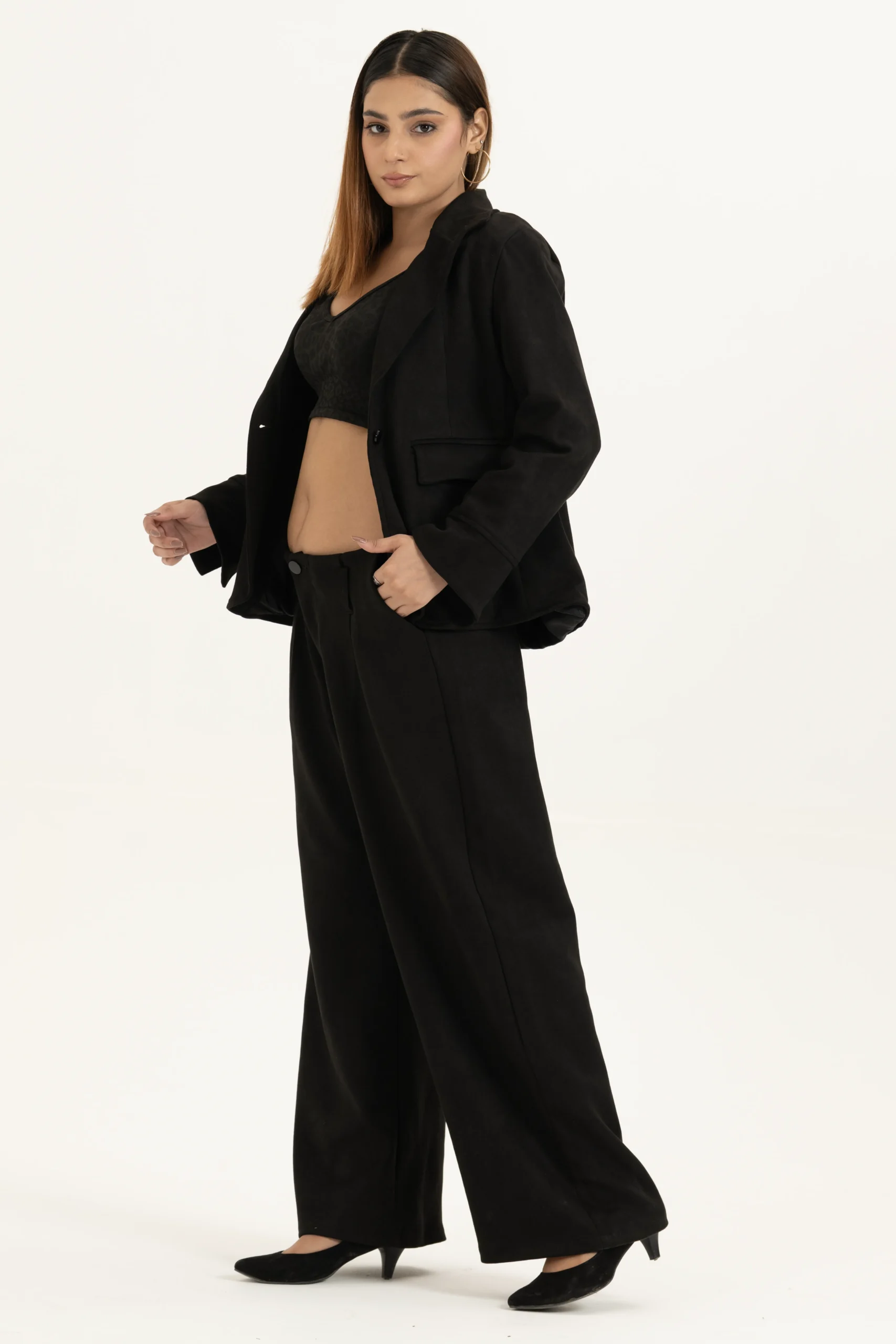 Modern Fitted Blazer Trouser Suit - Image 4