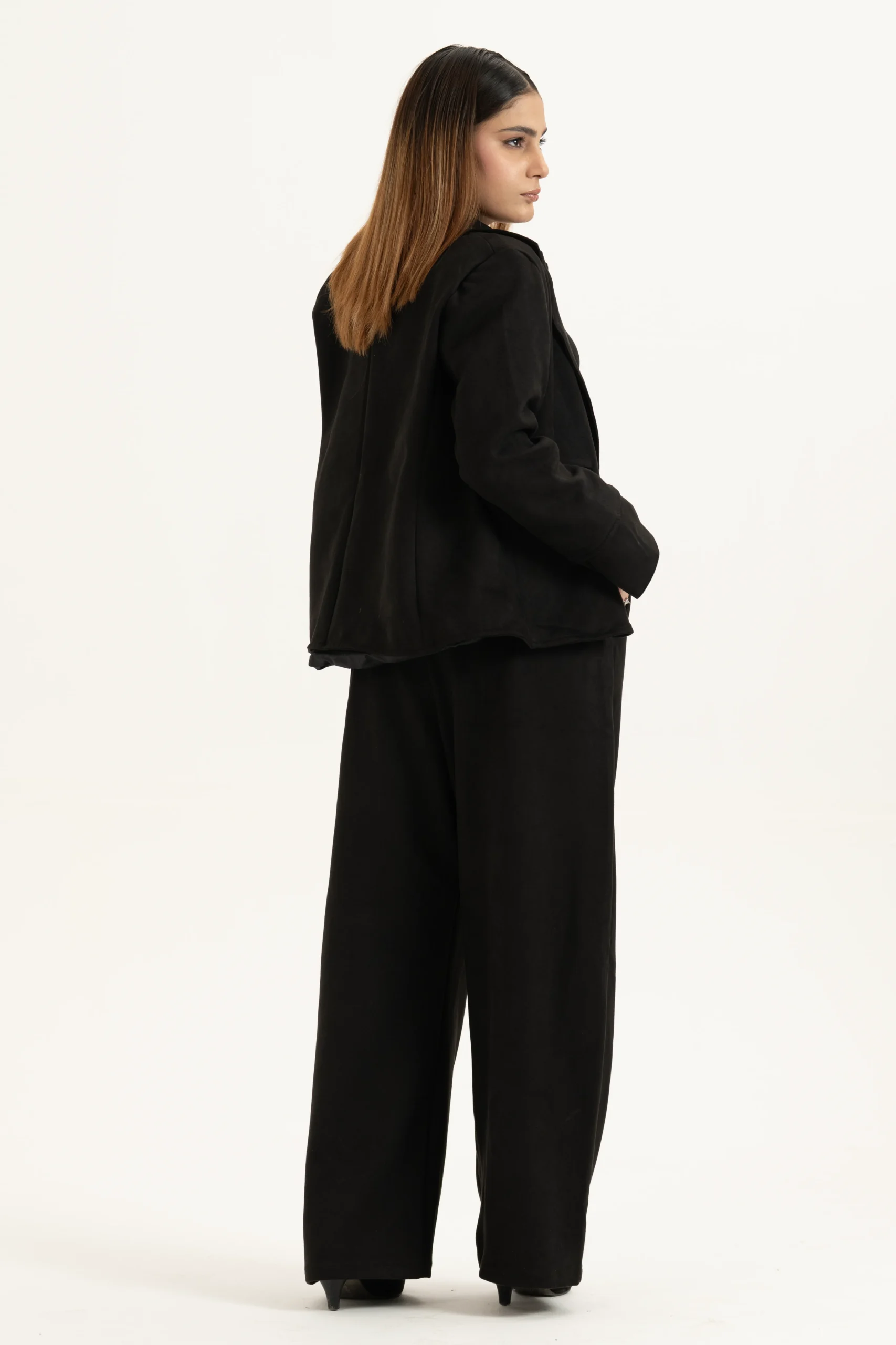 Modern Fitted Blazer Trouser Suit - Image 5